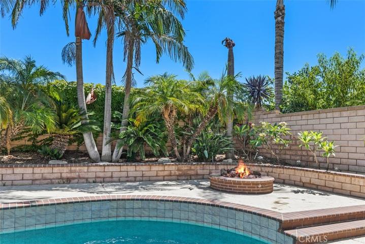 2327 S Cota Avenue, Corona, California 92882