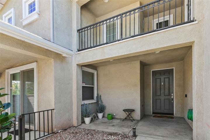 2327 S Cota Avenue, Corona, California 92882