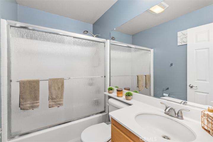 2327 S Cota Avenue, Corona, California 92882