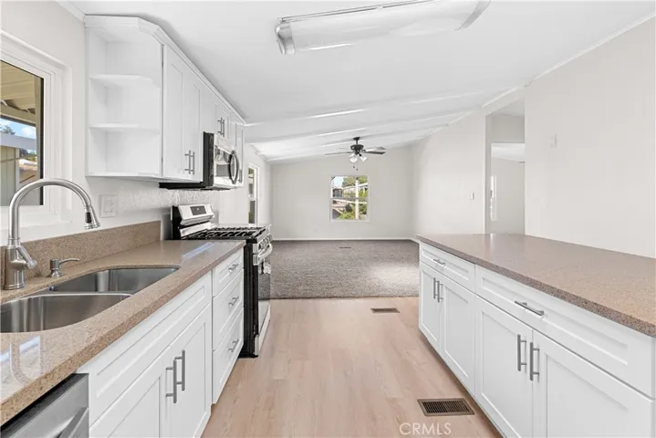 1238 Sorrel Drive, Hemet, California 92545