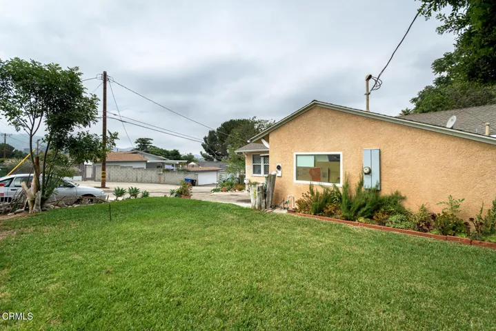 GYP_10337 Pinyon Ave_041_MLS
