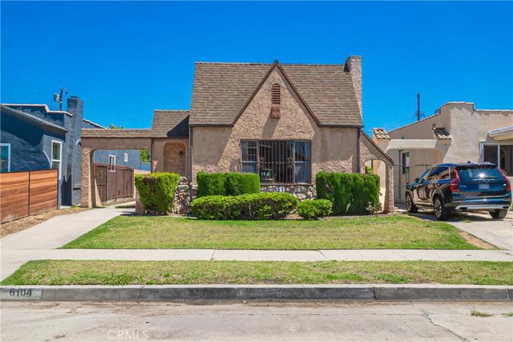 6104 Cimarron Street, Los Angeles, California 90047