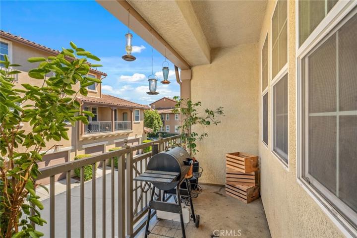 28475 Herrera Street, Valencia, California 91354
