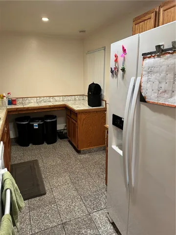 1437 Dennis Kitchen