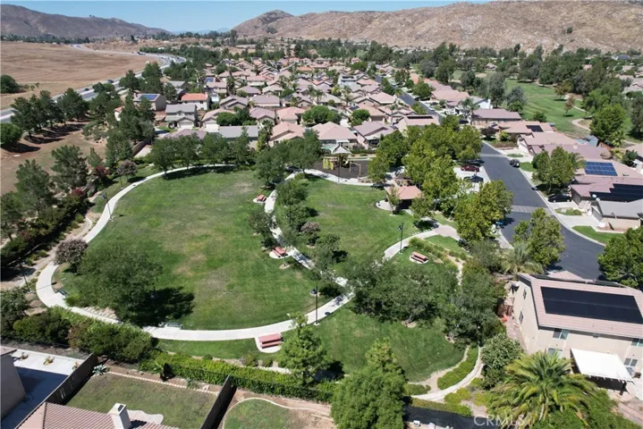 189 La Amistad Way, Hemet, California 92545