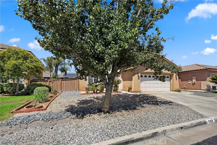 189 La Amistad Way, Hemet, California 92545