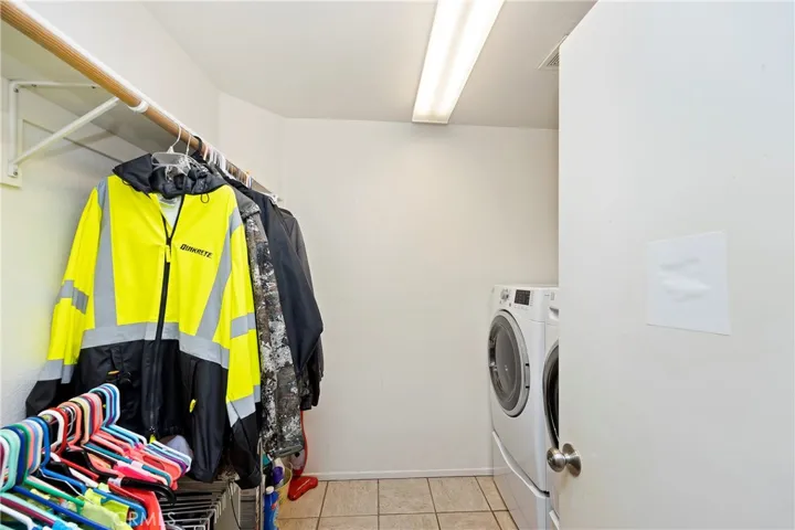 189 La Amistad Way, Hemet, California 92545