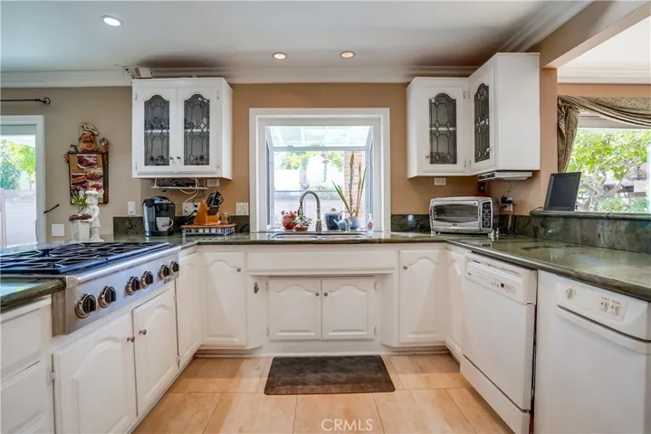 311 John Way, San Pedro, California 90732