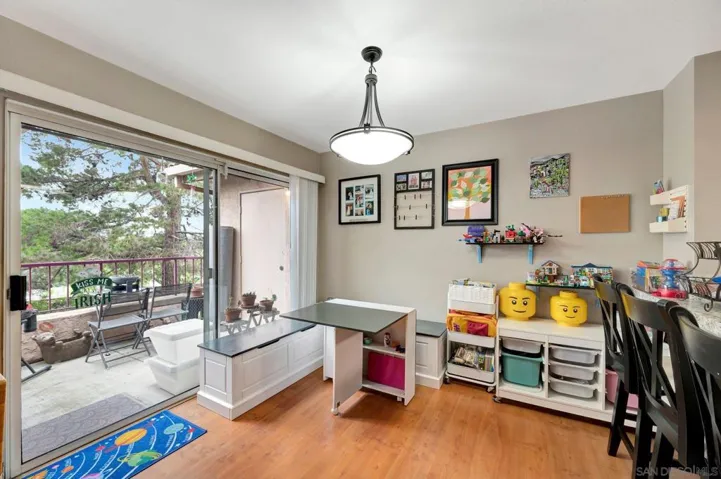 18656 Caminito Cantilena 279, San Diego, California 92128