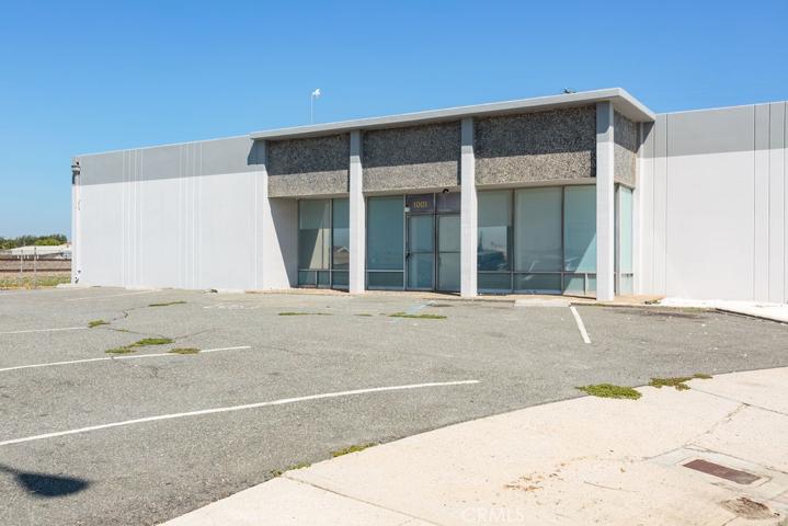 1001 E Elm Avenue, Fullerton, California 92831