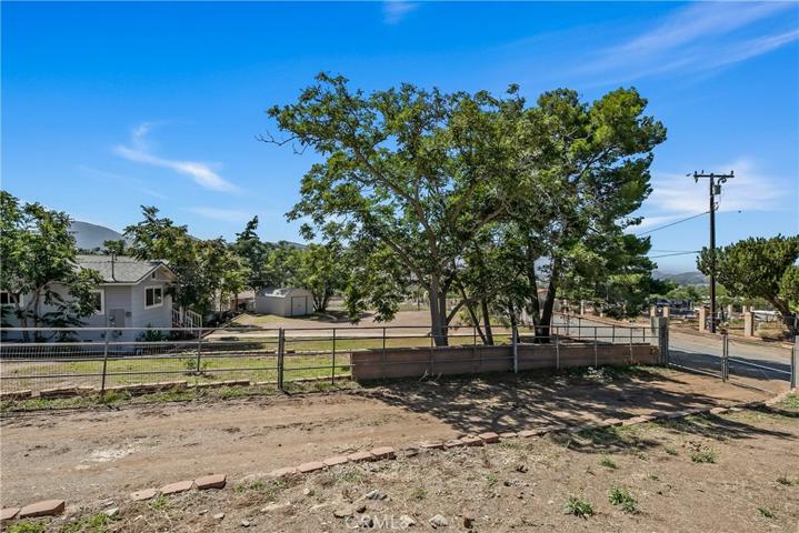 35508 Wyse Road, Agua Dulce, California 91390