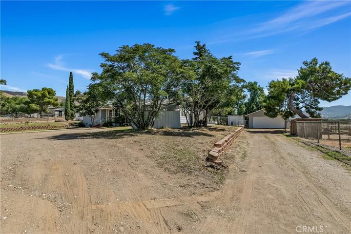 35508 Wyse Road, Agua Dulce, California 91390
