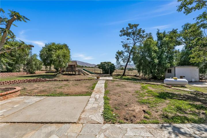 35508 Wyse Road, Agua Dulce, California 91390