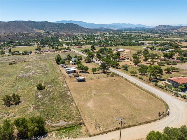35508 Wyse Road, Agua Dulce, California 91390