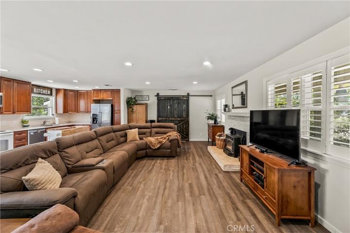 35508 Wyse Road, Agua Dulce, California 91390
