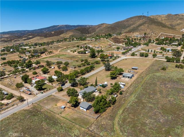 35508 Wyse Road, Agua Dulce, California 91390