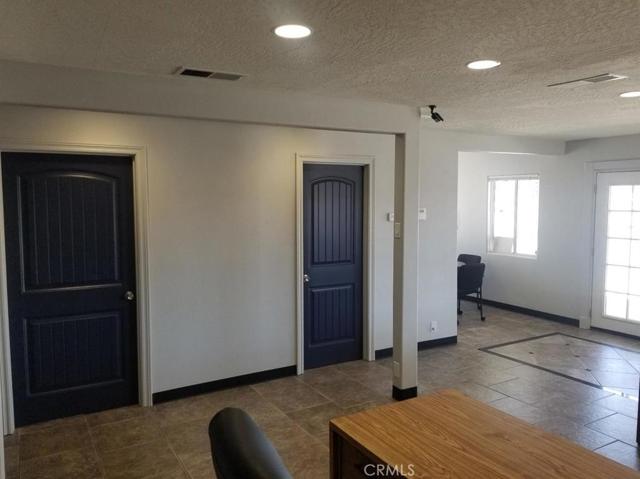15120 Palmdale Road, Victorville, California 92392