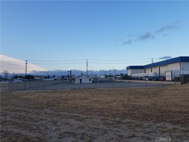 15120 Palmdale Road, Victorville, California 92392