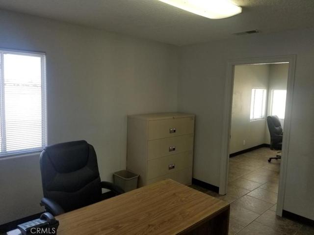 15120 Palmdale Road, Victorville, California 92392