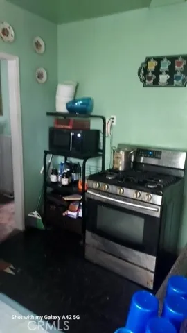 761 W 98th Street, Los Angeles, California 90044