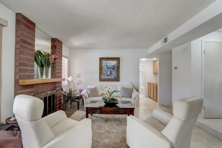 2189 Elva Street, El Cajon, California 92019