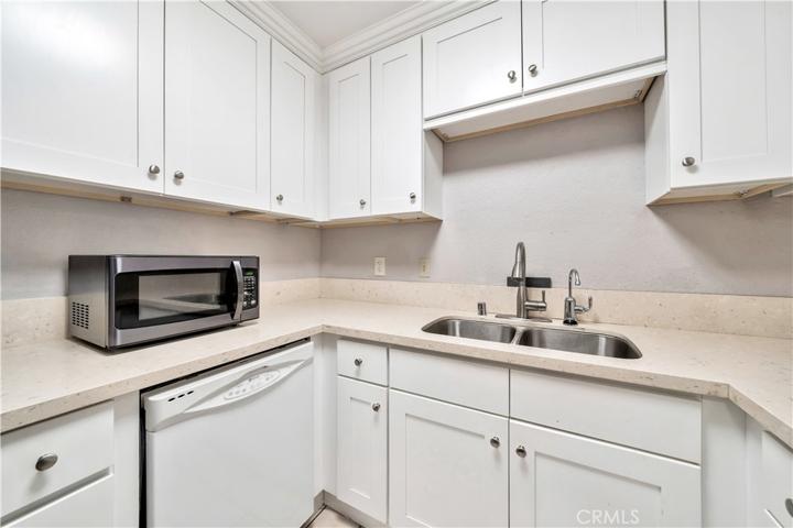 22801 Hilton Head Drive Unit 24, Diamond Bar, California 91765