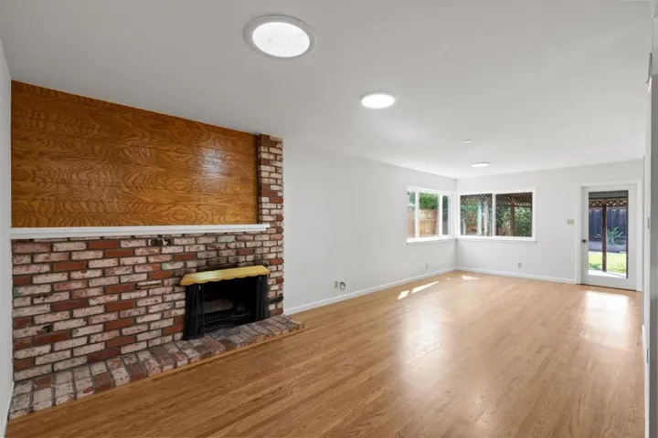 10383 Colby Avenue, Cupertino, California 95014