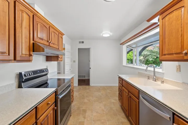 10383 Colby Avenue, Cupertino, California 95014