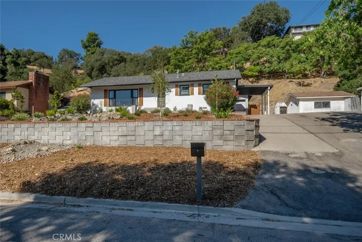 905 Olive Street, Paso Robles, California 93446