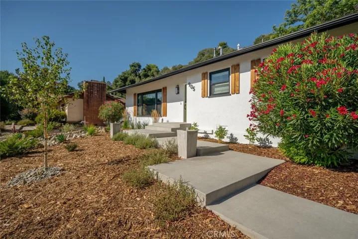 905 Olive Street, Paso Robles, California 93446