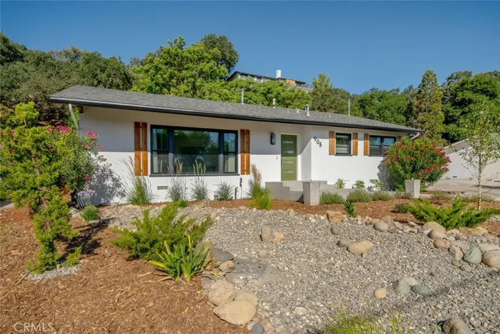 905 Olive Street, Paso Robles, California 93446