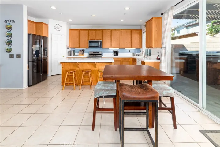 7435 Olympia Avenue, Fontana, California 92336
