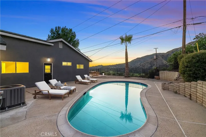 6545 Canterwood Road, La Verne, California 91750