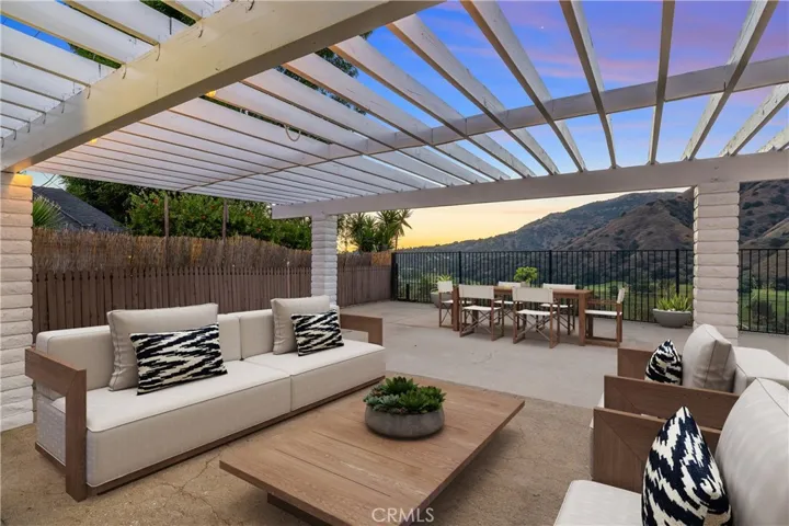 6545 Canterwood Road, La Verne, California 91750