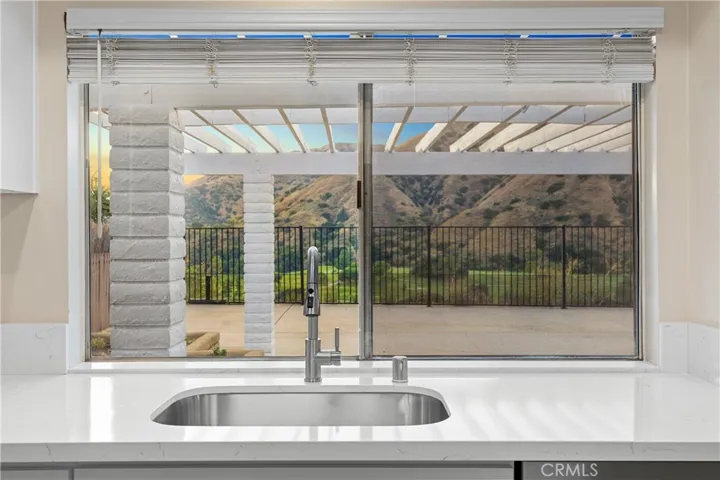 6545 Canterwood Road, La Verne, California 91750