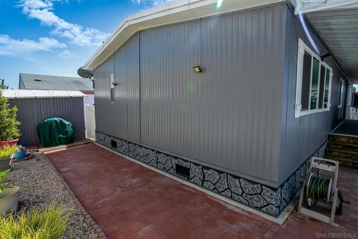 304 Picnic View Ln, Oceanside, California 92056