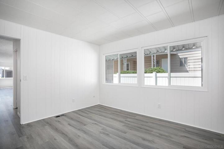 304 Picnic View Ln, Oceanside, California 92056
