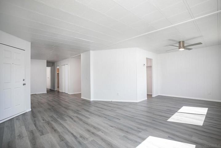 304 Picnic View Ln, Oceanside, California 92056