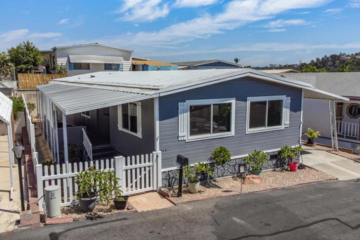 304 Picnic View Ln, Oceanside, California 92056