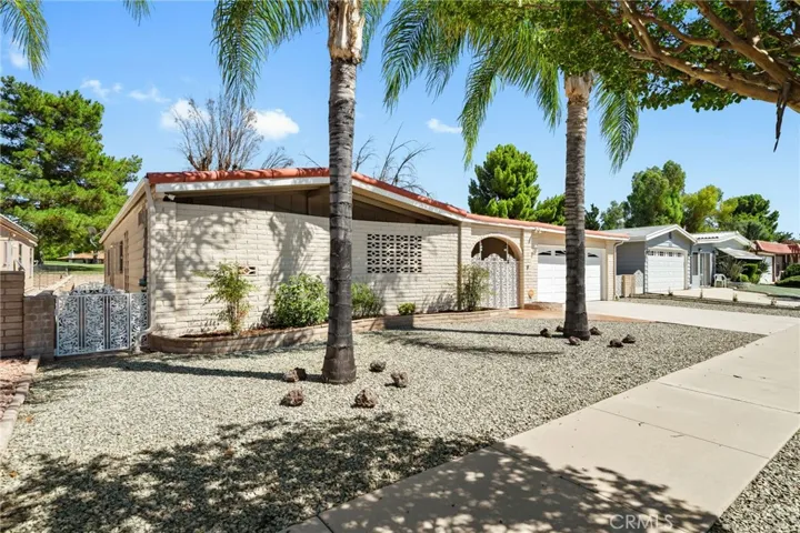 1224 Brentwood Way, Hemet, California 92545