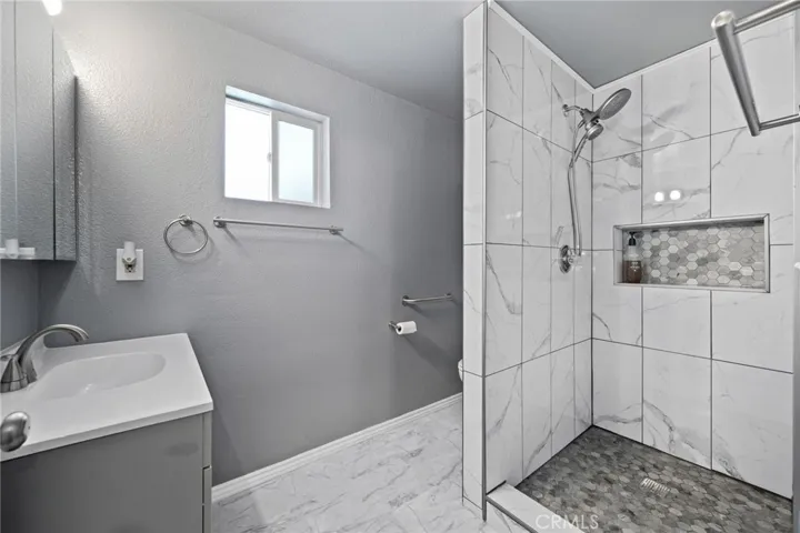 1224 Brentwood Way, Hemet, California 92545