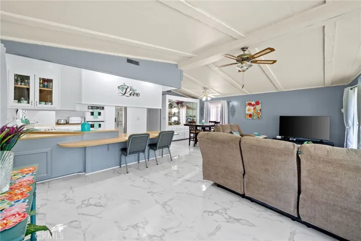 1224 Brentwood Way, Hemet, California 92545
