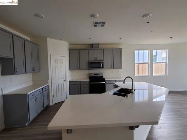 345 Orso Way, Oakley, California 94561