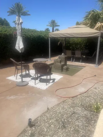 Desert Fox  Front Court Yard