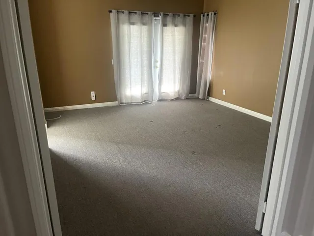 Desert Fox  Master  Bedroom