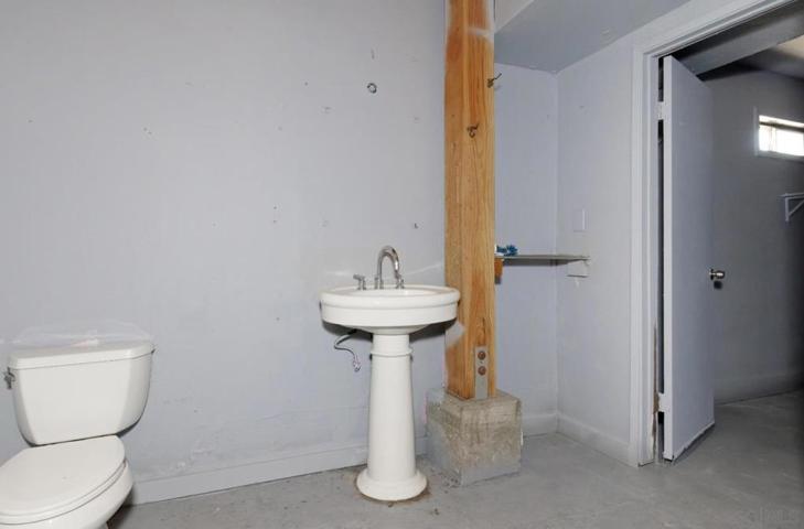 1038 24th Street, Oakland, California 94607