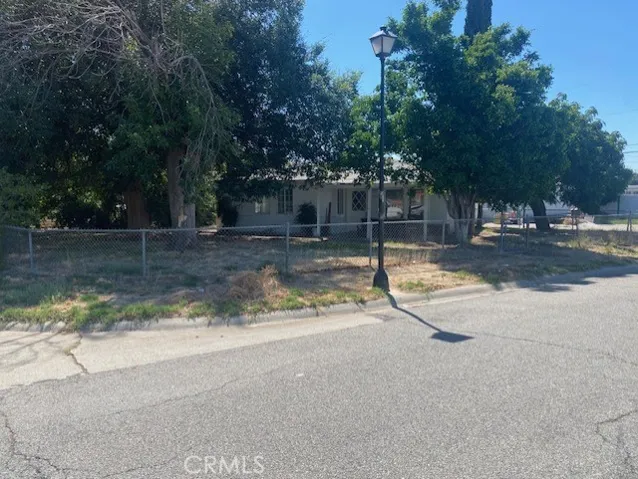 8458 Bruce Avenue, Riverside, California 92503