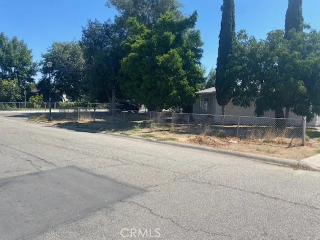 8458 Bruce Avenue, Riverside, California 92503