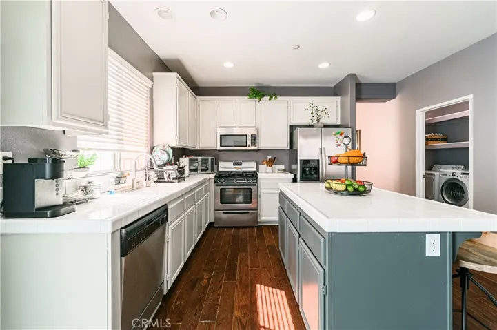 17040 Red Cedar Court, Fontana, California 92337