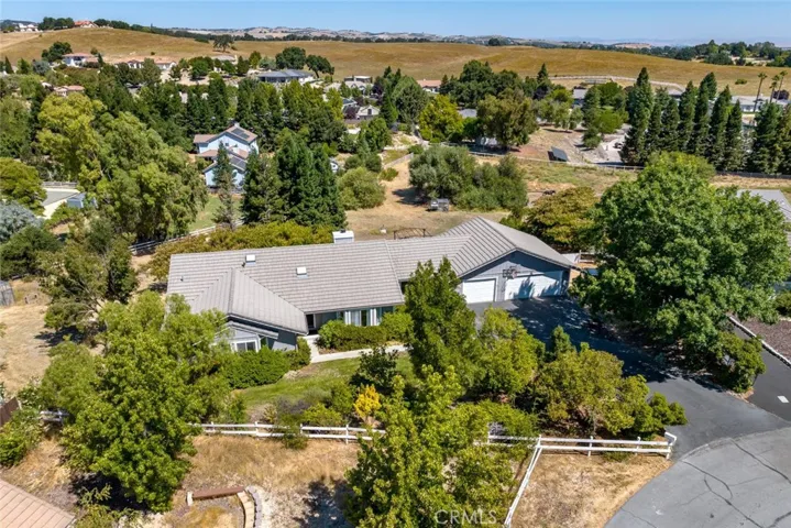 164 Helgren Court, Templeton, California 93465